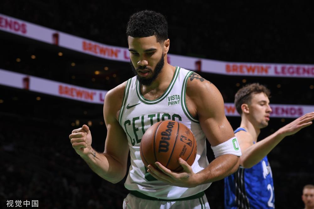 场激烈较量 场激烈较量