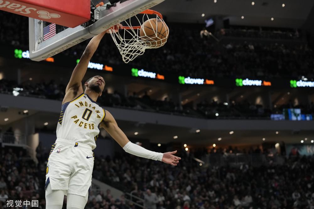 重返赛场只 重返赛场只